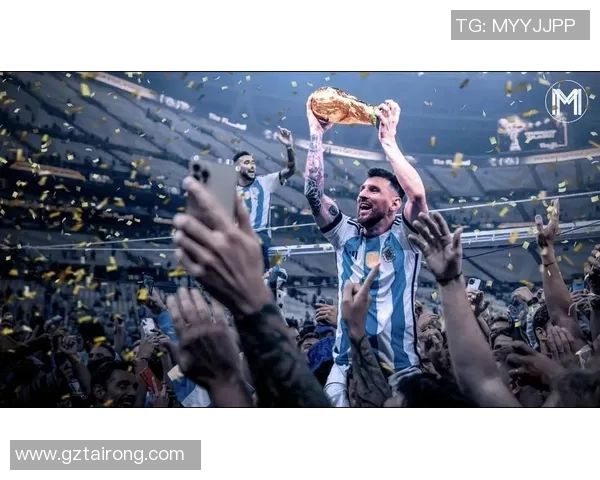 梅西足球之路的辉煌瞬间与经典图片回顾